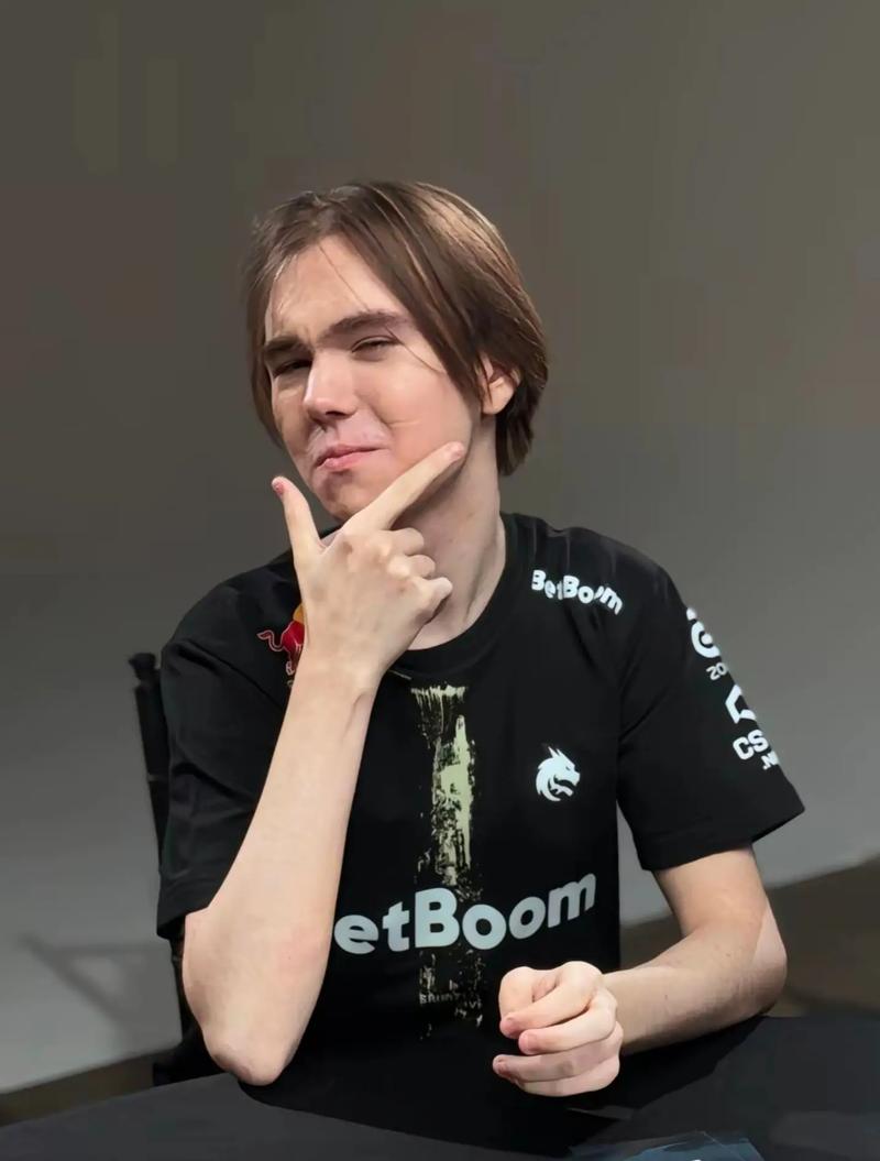 TES教练反思赛季发挥 Wayward接下来想好好吃饭睡觉训练